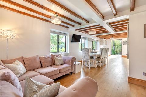 Bushylees Farm House Pear Tree Lane, Shorne, Gravesend, DA12 3JX