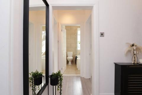 1 Baberton Square, Juniper Green, EH14 5DP