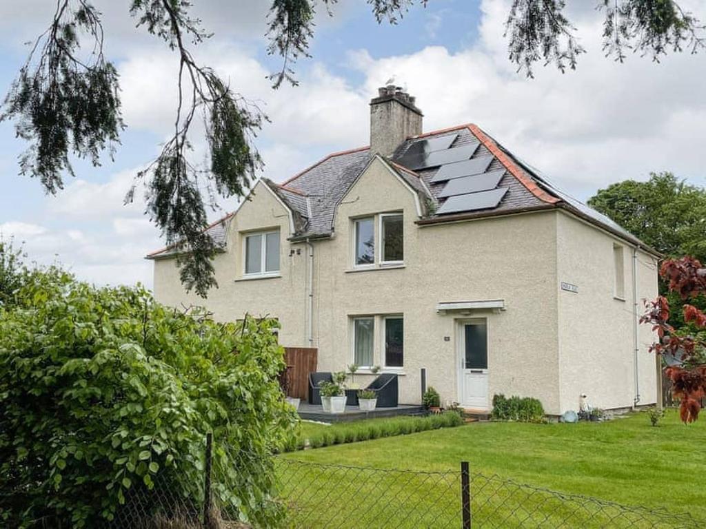 13 Murray Road, Dornoch, IV25 3LB 3 bed semidetached house £165,000