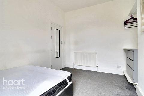 1 bedroom in a house share to rent, Broadway, Sheerness