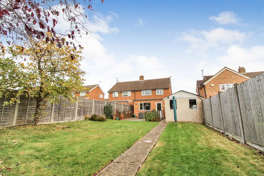 Stanhope Road, Bedford 3 bed semidetached house for sale £375,000