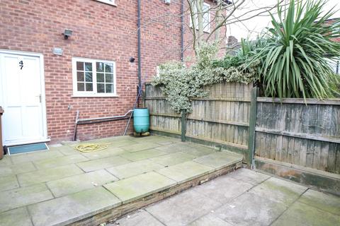 2 bedroom terraced house to rent, Mercer Street, Newton-Le-Willows, WA12 9TJ