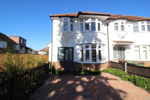 62a Windsor Avenue, Cheam, Sutton, SM3 9RX