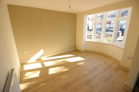 62a Windsor Avenue, Cheam, Sutton, SM3 9RX