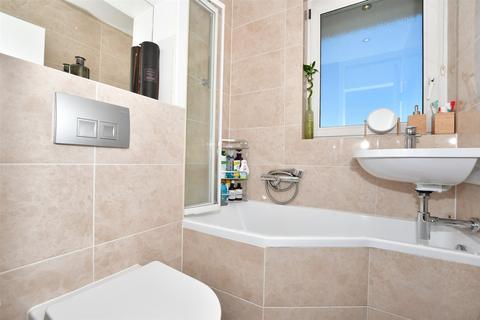 22 Clendon Way, London, SE18 7DR