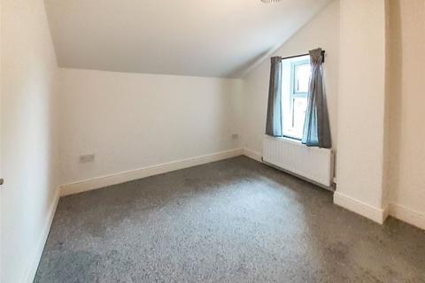 2 bedroom flat to rent, Marsland Road, Sale, M33