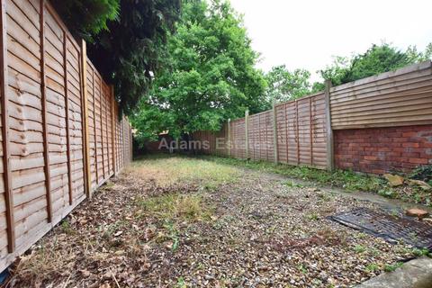 4 bedroom terraced house to rent, Southampton Street, Reading
