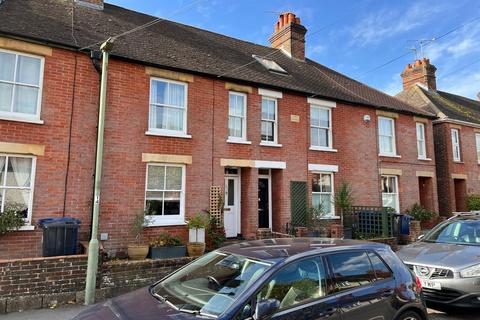 33 Lion Lane, Haslemere, GU27 1JF