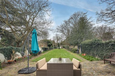 3 bedroom flat for sale - Hermon Hill, Wanstead, London, E11