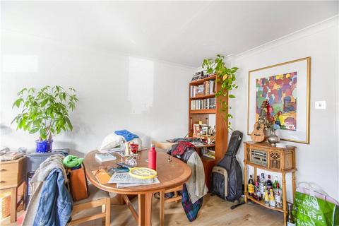 Flat 7, Georgian Court Park Close, London, E9 7TW