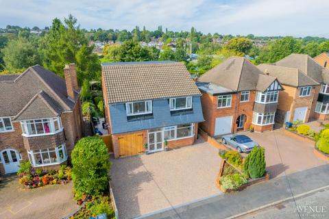 7 Wall Drive, Sutton Coldfield, B74 4DF