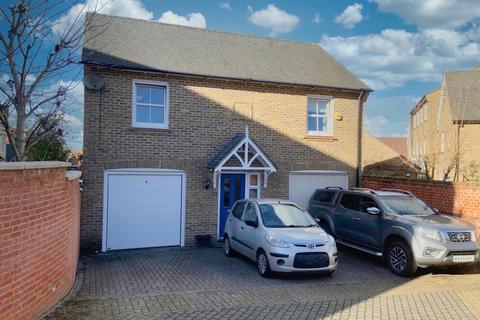 26 Crofton Square, Sherfield On Loddon, Hook, RG27 0SX