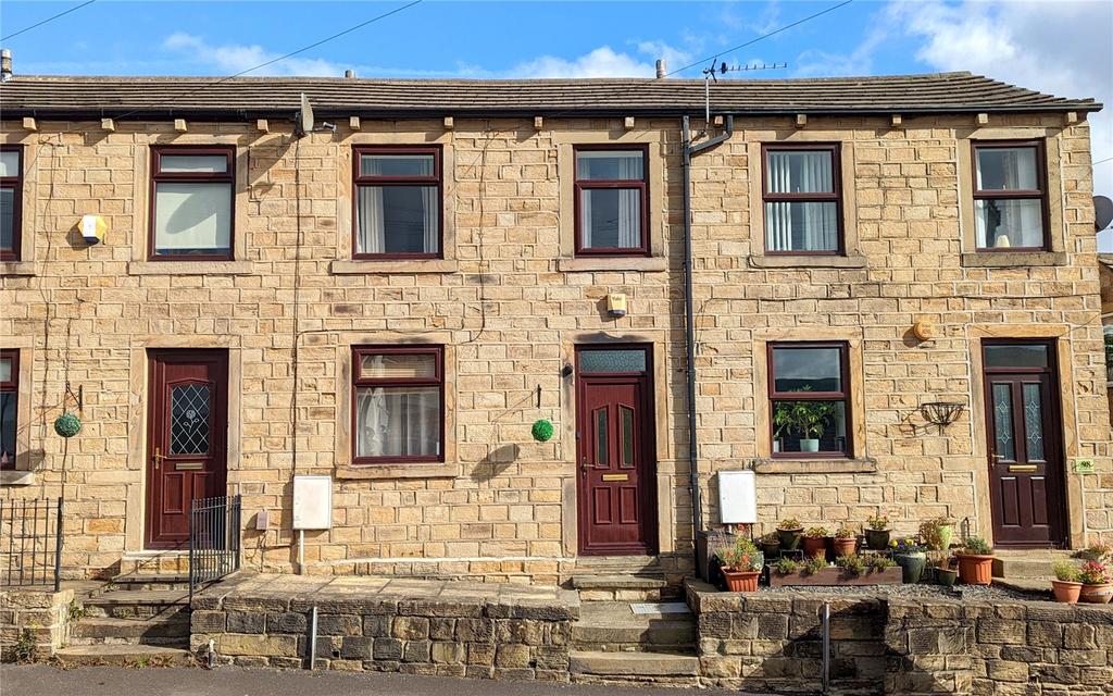Stocks Bank Road, Mirfield, WF14 2 bed terraced house £700 pcm (£162 pw)