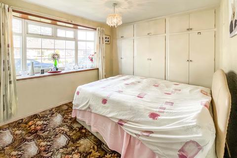 3 Bute Close, Willenhall, WV12 4RW