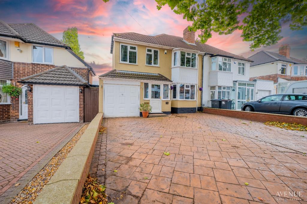 Westwood Road,Sutton Coldfield,B73 6UQ 3 bed semidetached house £400,000