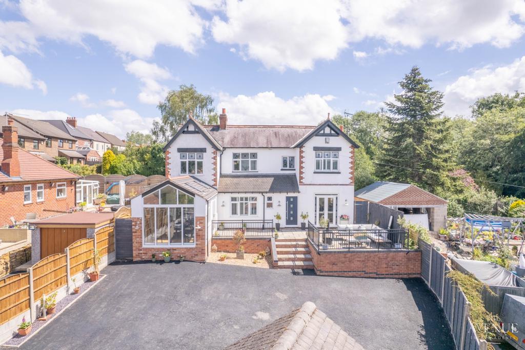 Crays Hill,Swanwick,Alfreton,DE55 1AS 4 bed detached house for sale £