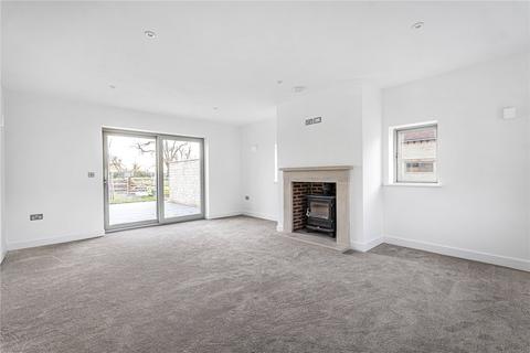 4 bedroom end of terrace house for sale, Church Road, Northmoor, Witney, Oxfordshire, OX29