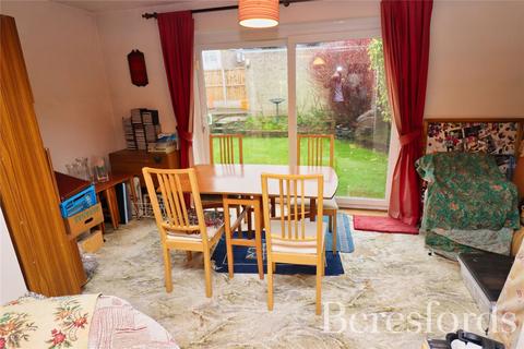 2 bedroom semi-detached house for sale - Scrub Rise, Billericay, CM12