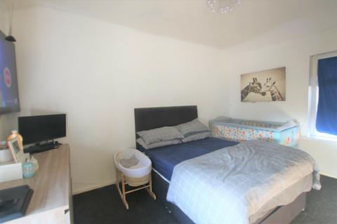 2 Alexandra Road, Blackburn, BB2 6DW