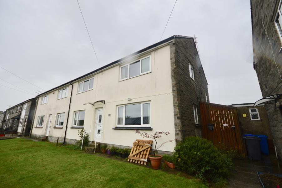 CHESTNUT AVENUE, STOCKSBRIDGE, S36 2 bed terraced house £625 pcm (£