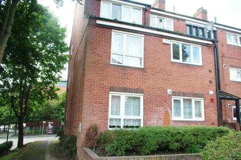 3 bedroom apartment to rent, 64 Dryden Street, NOTTINGHAM NG1 4EY