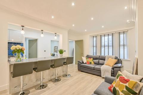 3 bedroom flat to rent, High Road Leyton, Leyton, London, E10