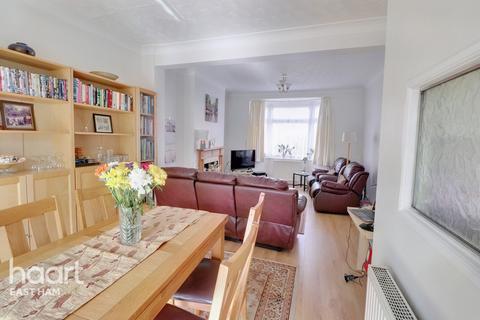 98 Flanders Road, London, E6 6BN