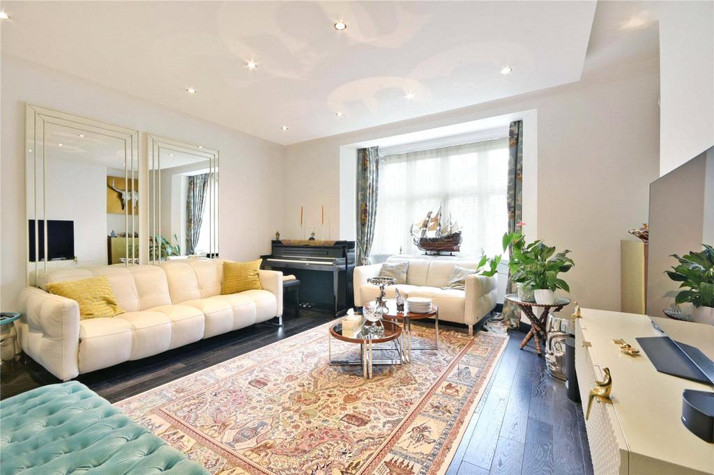 Lyndale Avenue, Childs Hill, NW2 2 bed flat £600,000