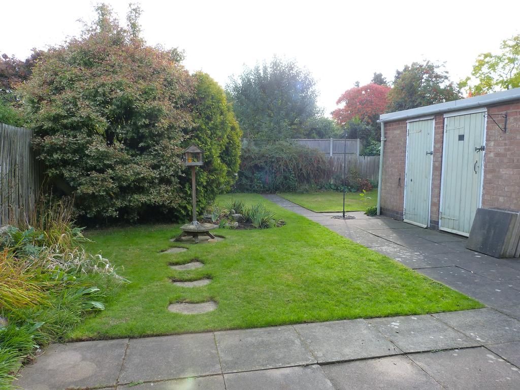 Fosse Way, Syston 3 bed semidetached bungalow for sale £300,000