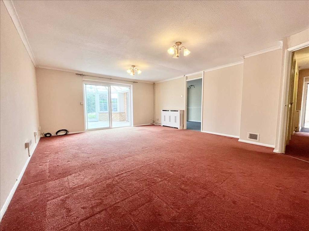 Highland Drive, Oakley 3 bed bungalow £475,000