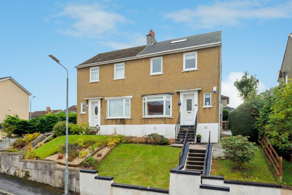 Farne Drive, Simshill, Glasgow, G44 5DN 2 bed semidetached house for