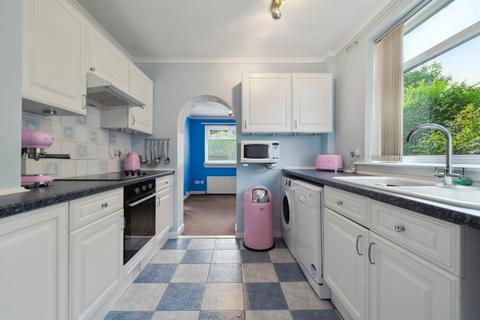 155 Farne Drive, Glasgow, G44 5DN