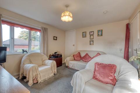 1 bedroom flat for sale - Housman Park, Bromsgrove, B60 1AZ