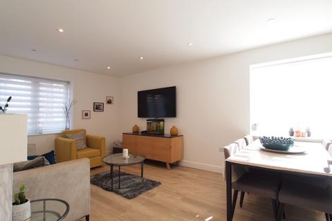 Flat 2, Minerva House, 12 Ceres Crescent, Epsom, KT17 1FH