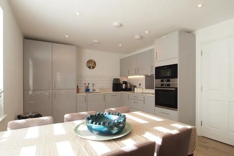 Flat 2, Minerva House, 12 Ceres Crescent, Epsom, KT17 1FH
