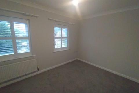 2 bedroom end of terrace house to rent, Wokingham,  Berkshire,  RG40