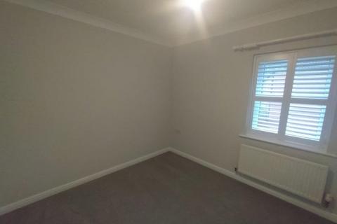 2 bedroom end of terrace house to rent, Wokingham,  Berkshire,  RG40