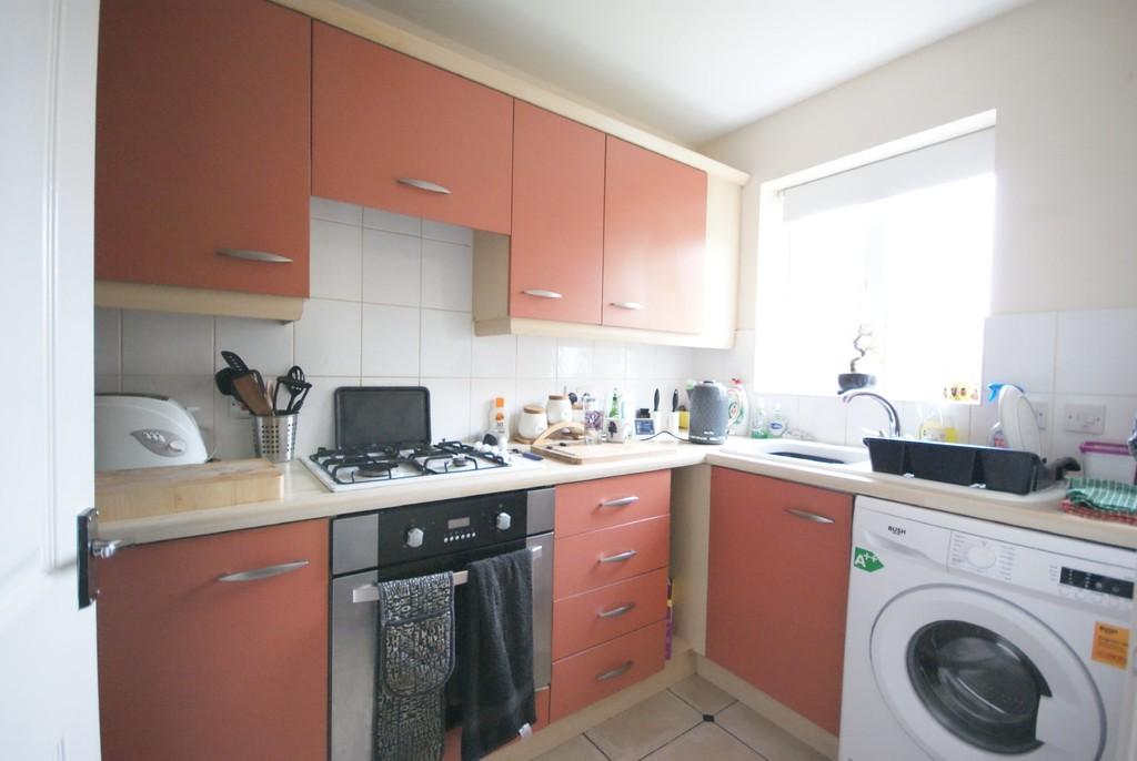 Petersfield Close, Lincoln 2 bed semidetached house £165,000