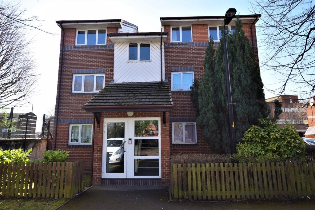 Henley Drive Bermondsey SE1 1 bed flat £1,600 pcm (£369 pw)
