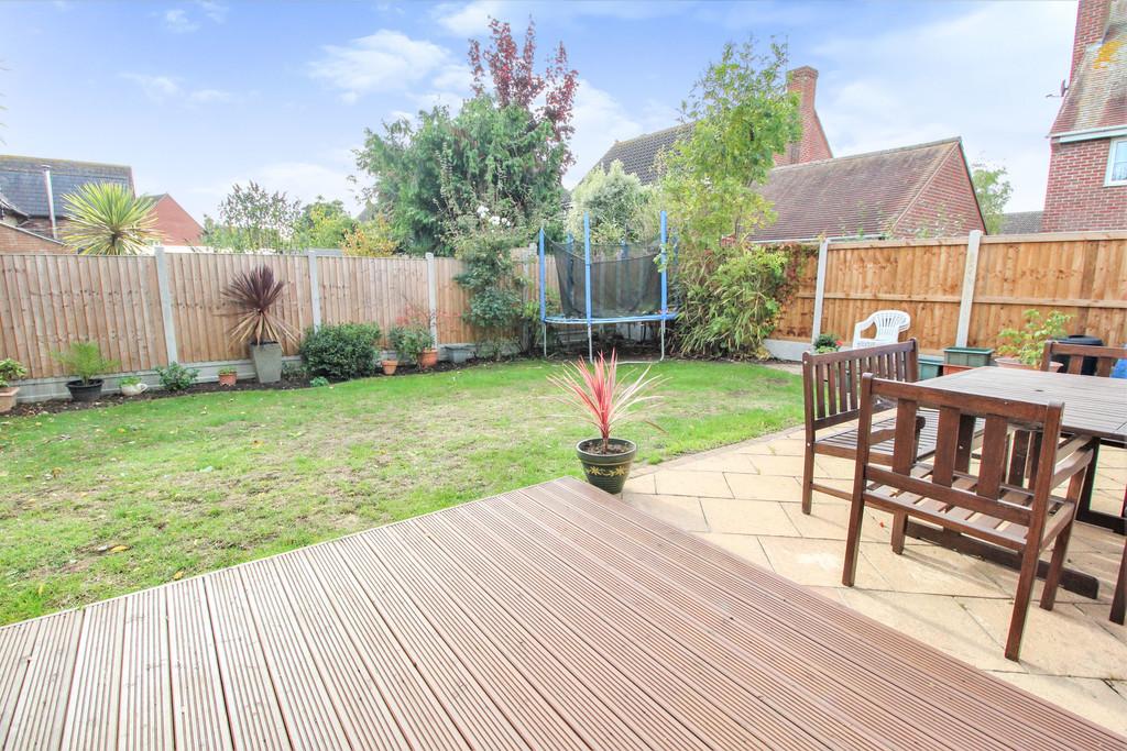 Eastwood Drive, Highwoods CO4 9EB 4 bed detached house for sale £650,000
