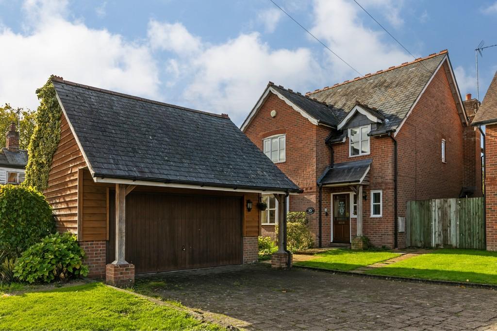 Hinton Vale, Cheriton, Alresford, SO24 4 bed detached house for sale £650,000
