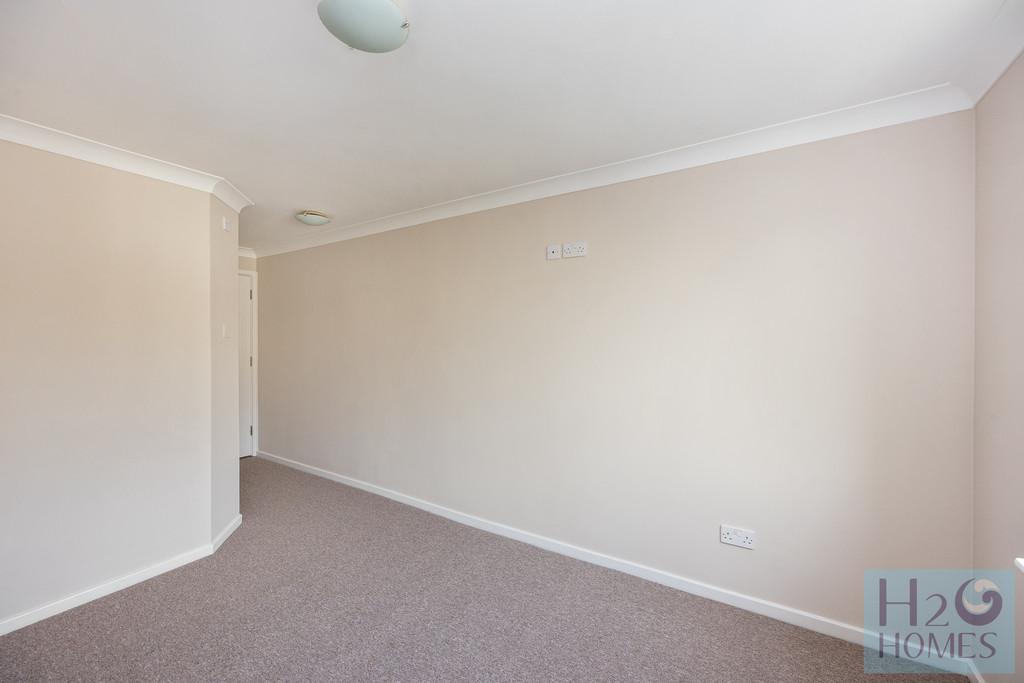 The Strand, Sovereign Court, 8-003