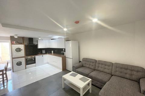 5 bedroom end of terrace house to rent - Cliff Street, Edge Hill, Liverpool