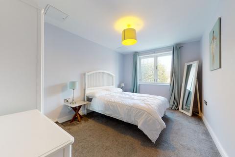 1 bedroom apartment to rent, Newport Avenue, London, E14
