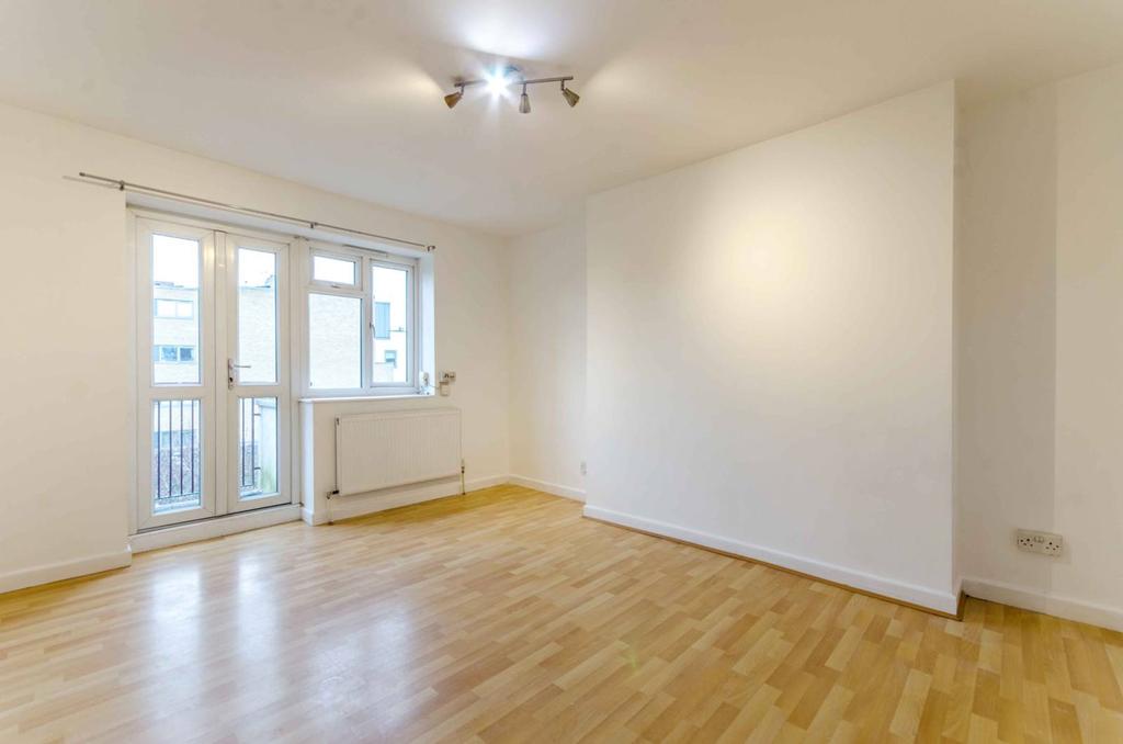 New North Road, Islington, London, N1 2 bed flat - £2,145 pcm (£495 pw)