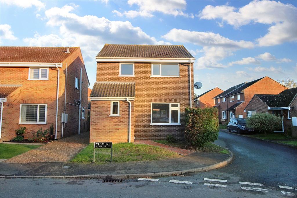 Yesmere, Mulbarton, Norwich, Norfolk, NR14 3 bed detached house £925
