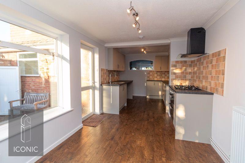 Bernham Road, Hellesdon, Norwich 3 bed chalet £1,200 pcm (£277 pw)