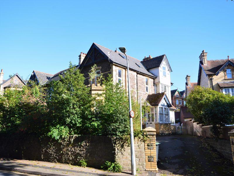 Holywell Road, Abergavenny 4 bed semidetached house for sale £425,000