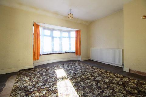 2 Hilton Road, Lanesfield, Wolverhampton, WV4 6DR