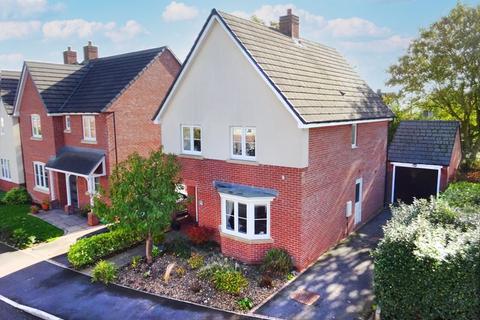 4 bedroom detached house for sale - Beech Avenue, Woore, CW3 9TF